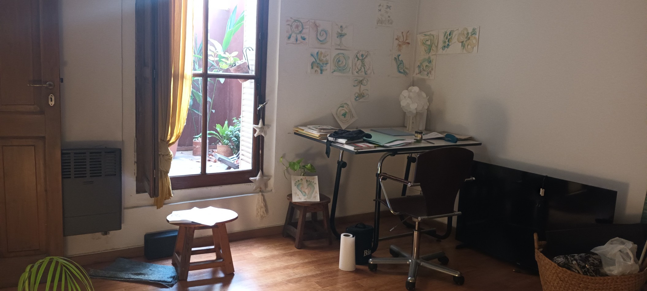 DEPARTAMENTO EN VENTA DE 4 AMBIENTES CON ESCRITORIO EN FAMOSO PASAJE GENERAL PAZ BARRIO COLEGIALES