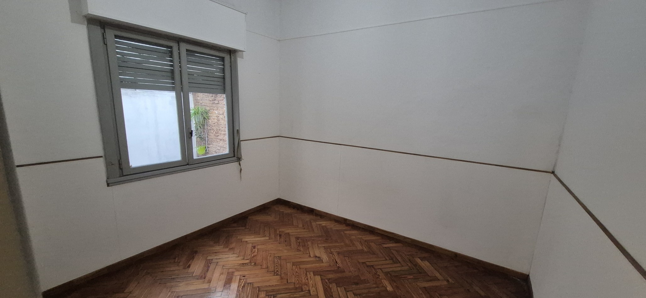 PH  2 Ambientes en Venta En Colegiales PB Con Patio