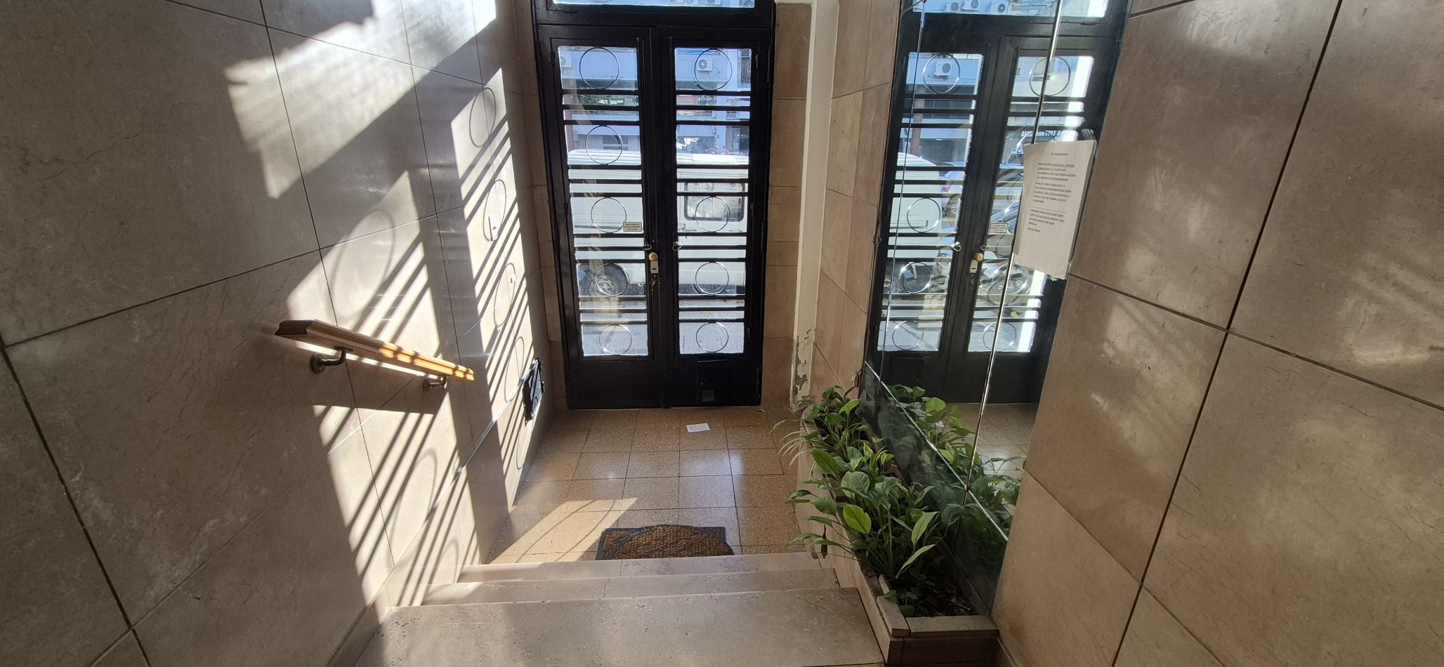 PH  2 Ambientes en Venta En Colegiales PB Con Patio