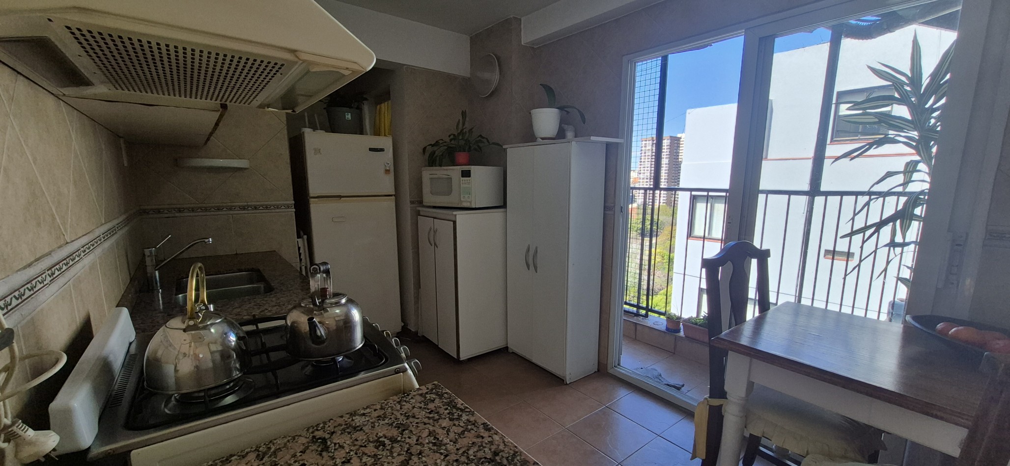 EXCLUSIVO DUPLEX EN VENTA FRENTE AL PARQUE LAS HERAS - PALERMO DE 4 AMB CON ESCRITORIO  Y COCHERA 