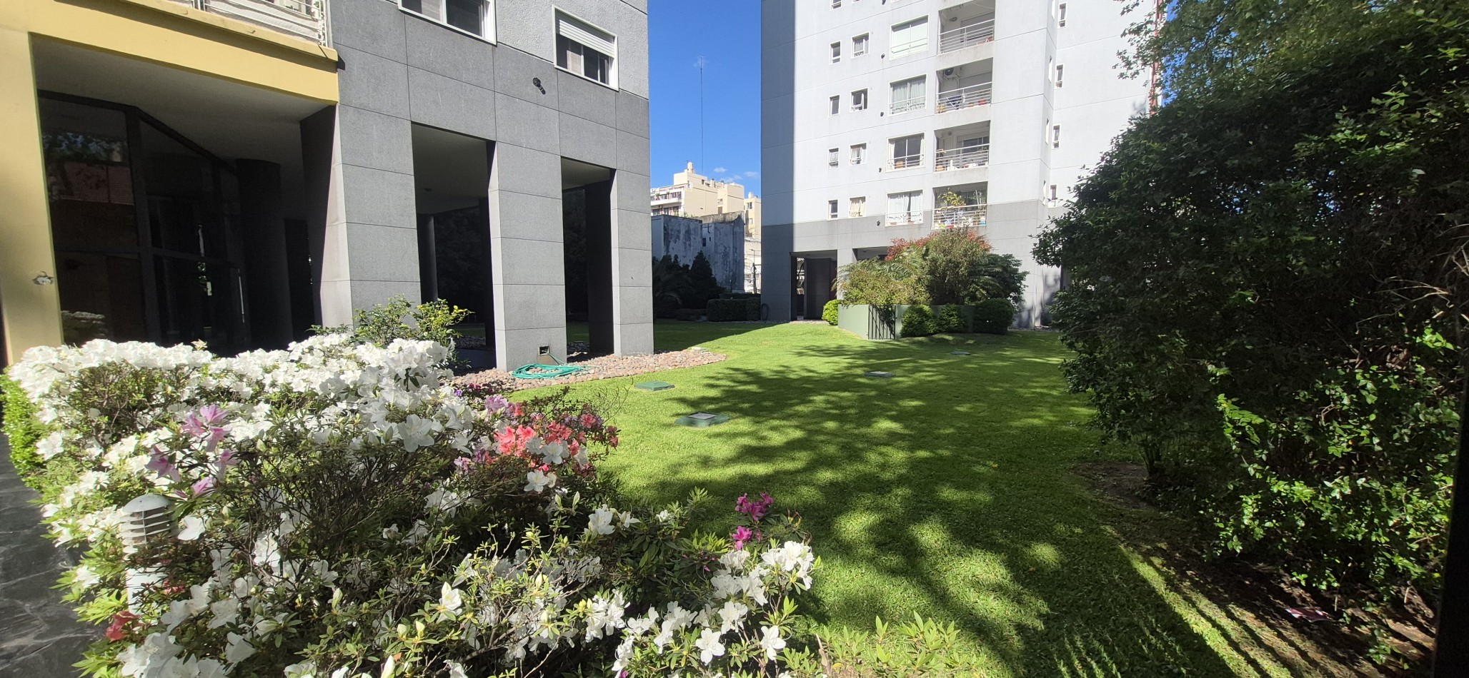 ESPECTACULAR DEPARTAMENTO DE 2 AMBIENTES AMPLIOS EN VENTA EN COGHLAN PISO ALTO SUPER LUMINOSO
