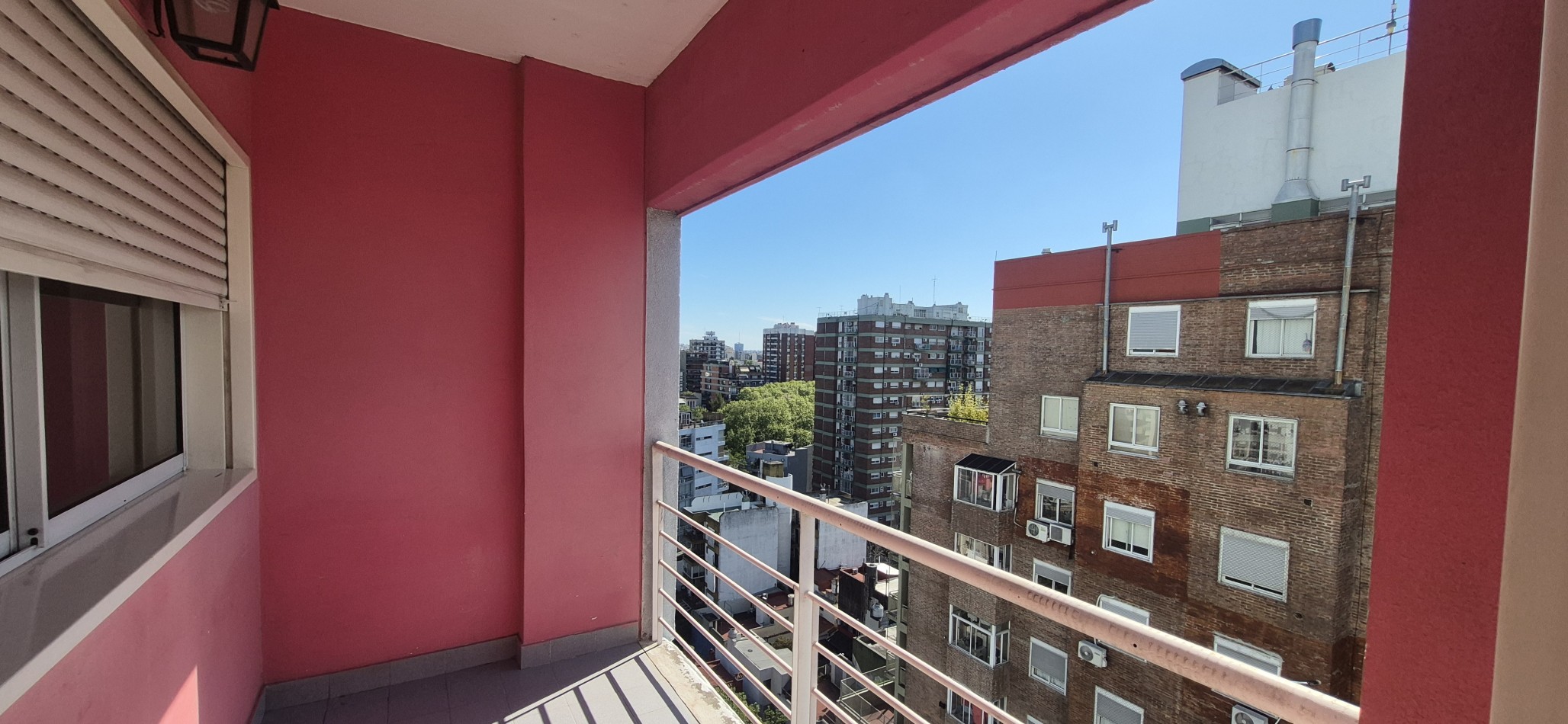 ESPECTACULAR DEPARTAMENTO DE 2 AMBIENTES AMPLIOS EN VENTA EN COGHLAN PISO ALTO SUPER LUMINOSO