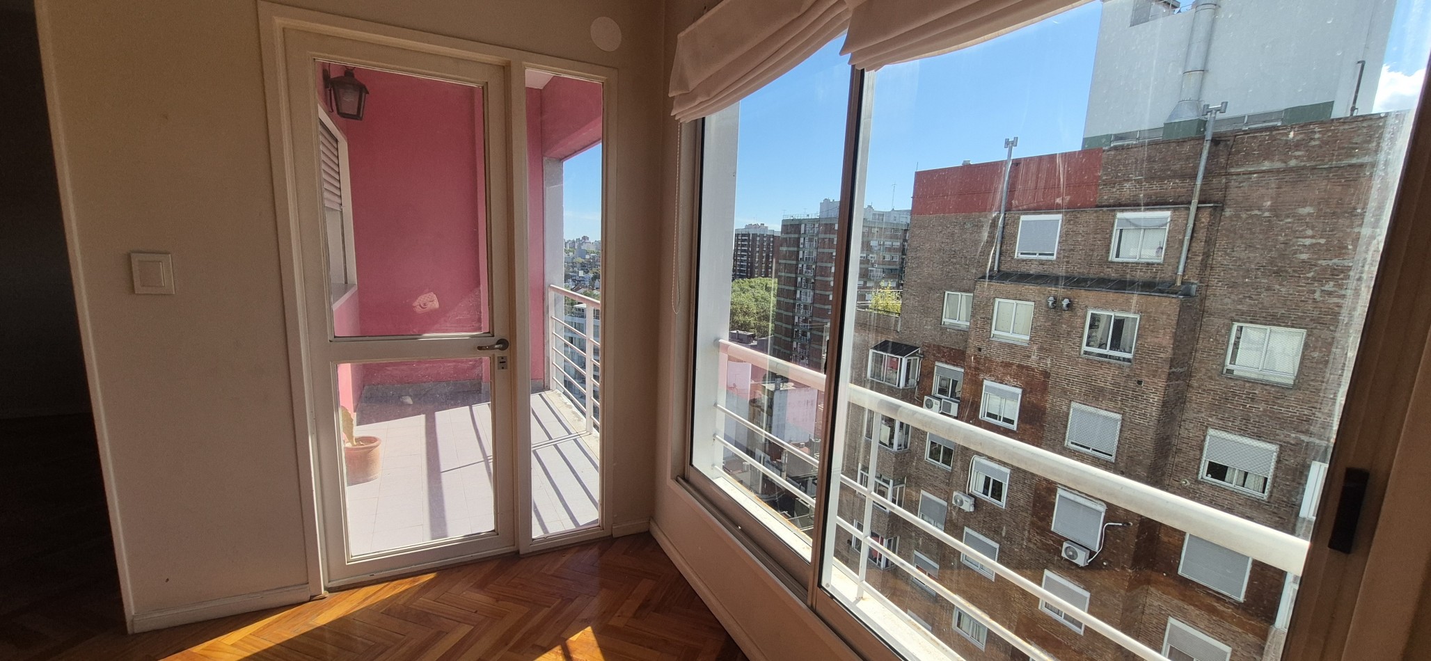 ESPECTACULAR DEPARTAMENTO DE 2 AMBIENTES AMPLIOS EN VENTA EN COGHLAN PISO ALTO SUPER LUMINOSO