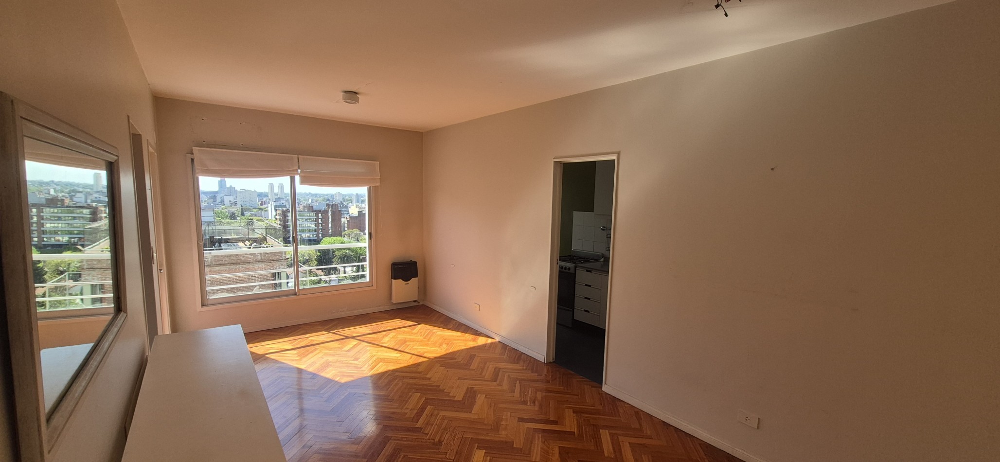 ESPECTACULAR DEPARTAMENTO DE 2 AMBIENTES AMPLIOS EN VENTA EN COGHLAN PISO ALTO SUPER LUMINOSO