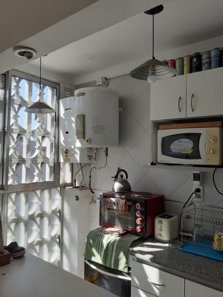 DEPARTAMENTO EN VENTA DE 3 AMBIENTES EN LAS CAÑITAS. PISO ALTO Y LUMINOSO APTO CREDITO