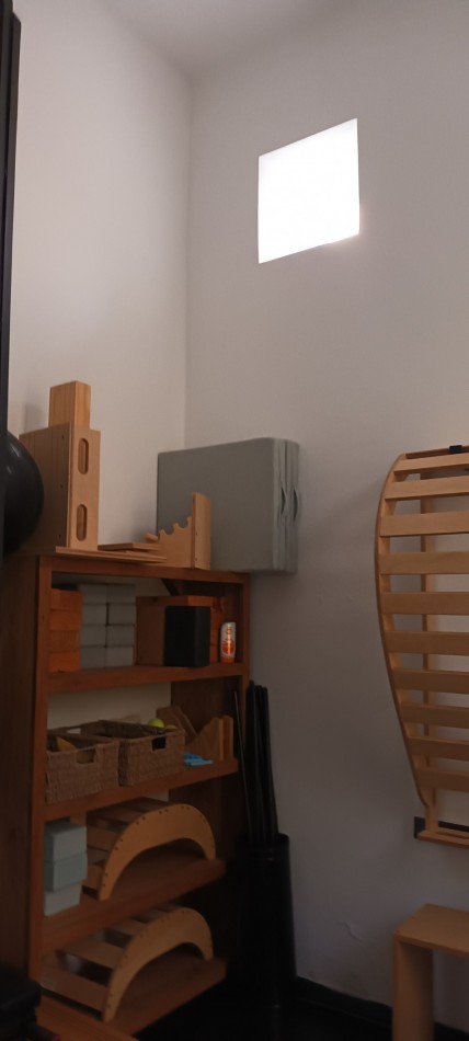 DEPARTAMENTO EN VENTA DE 4 AMBIENTES CON ESCRITORIO EN FAMOSO PASAJE GENERAL PAZ BARRIO COLEGIALES