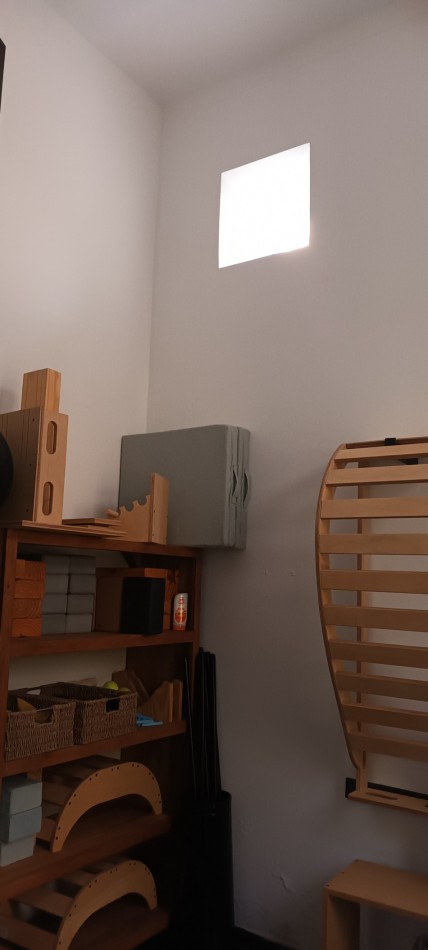 DEPARTAMENTO EN VENTA DE 4 AMBIENTES CON ESCRITORIO EN FAMOSO PASAJE GENERAL PAZ BARRIO COLEGIALES