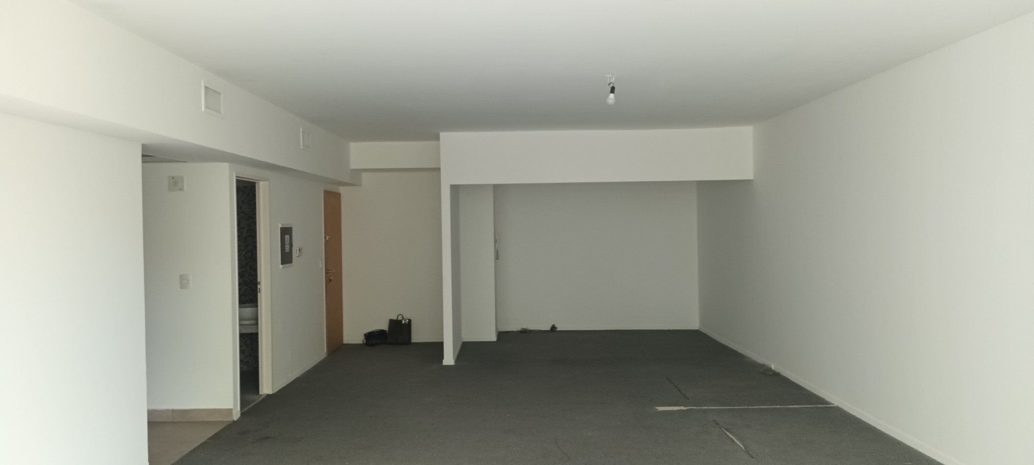 OFICINA EN VENTA EN SAN TELMO FRENTE A PUERTO MADERO PISO ALTO LUMINOSO