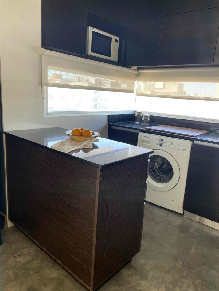 EXCLUSIVO DEPARTAMENTO DE 2 AMBIENTES VISTA ABIERTA MUY AMPLIO EN PALERMO HOLLYWOOD CON COCHERA