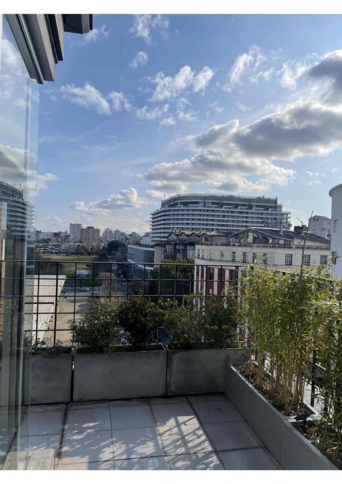 EXCLUSIVO DEPARTAMENTO DE 2 AMBIENTES VISTA ABIERTA MUY AMPLIO EN PALERMO HOLLYWOOD CON COCHERA