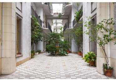DEPARTAMENTO EN VENTA DE 4 AMBIENTES CON ESCRITORIO EN FAMOSO PASAJE GENERAL PAZ BARRIO COLEGIALES