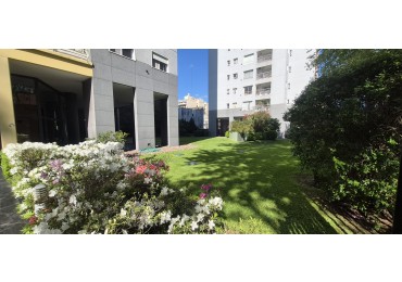ESPECTACULAR DEPARTAMENTO DE 2 AMBIENTES AMPLIOS EN VENTA EN COGHLAN PISO ALTO SUPER LUMINOSO