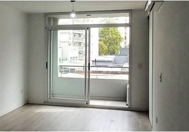 DEPARTAMENTO MONOAMBIENTE LUMINOSO EN VENTA EN CABALLITO,  PARQUE CENTENARIO . EDIFICIO MODERNO 