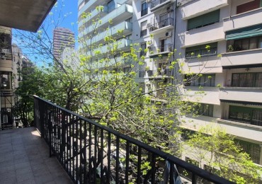 DEPARTAMENTO EN VENTA DE 3 AMBIENTES CON DEPENDENCIAS, TOILETTE Y BALCON UBICADO EN RECOLETA BARRIO NORTE
