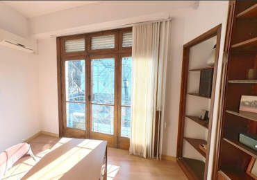 Casa / Oficina en Venta - Esquina Unica con Terraza en Chacarita | Fraga 300