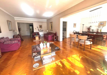 DEPARTAMENTO TIPO SEMIPISO EN VENTA DE 6 AMBIENTES CON COCHERA EN CABALLITO 