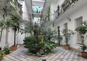 DEPARTAMENTO EN VENTA DE 4 AMBIENTES CON ESCRITORIO EN FAMOSO PASAJE GENERAL PAZ BARRIO COLEGIALES